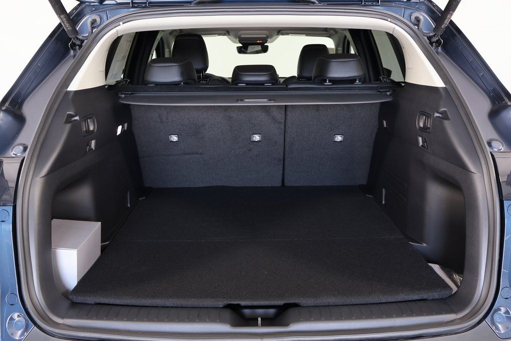 Thumbnail: 2025 Mazda CX-50 - 8