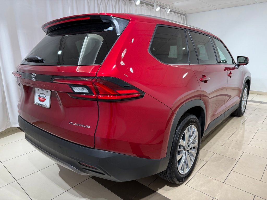 Thumbnail: 2026 Toyota Grand Highlander - 5
