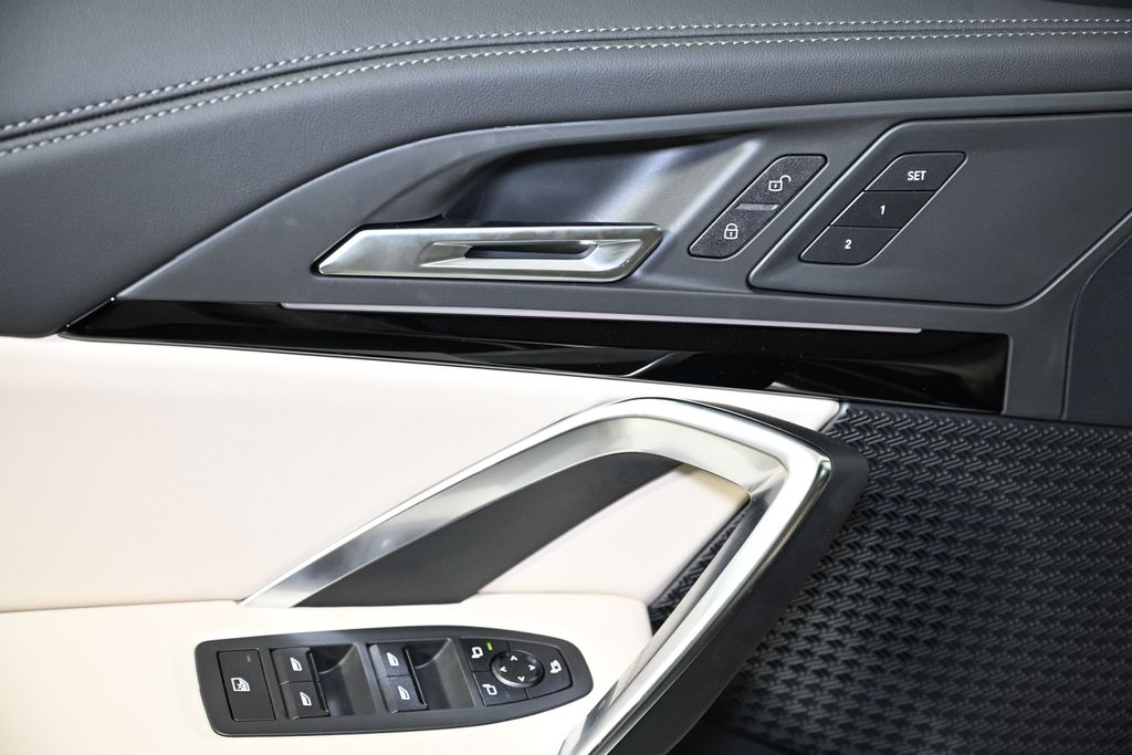 Thumbnail: 2025 BMW X1 - 22