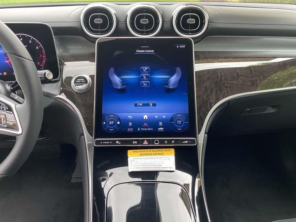 Thumbnail: 2024 Mercedes-Benz GLC - 27