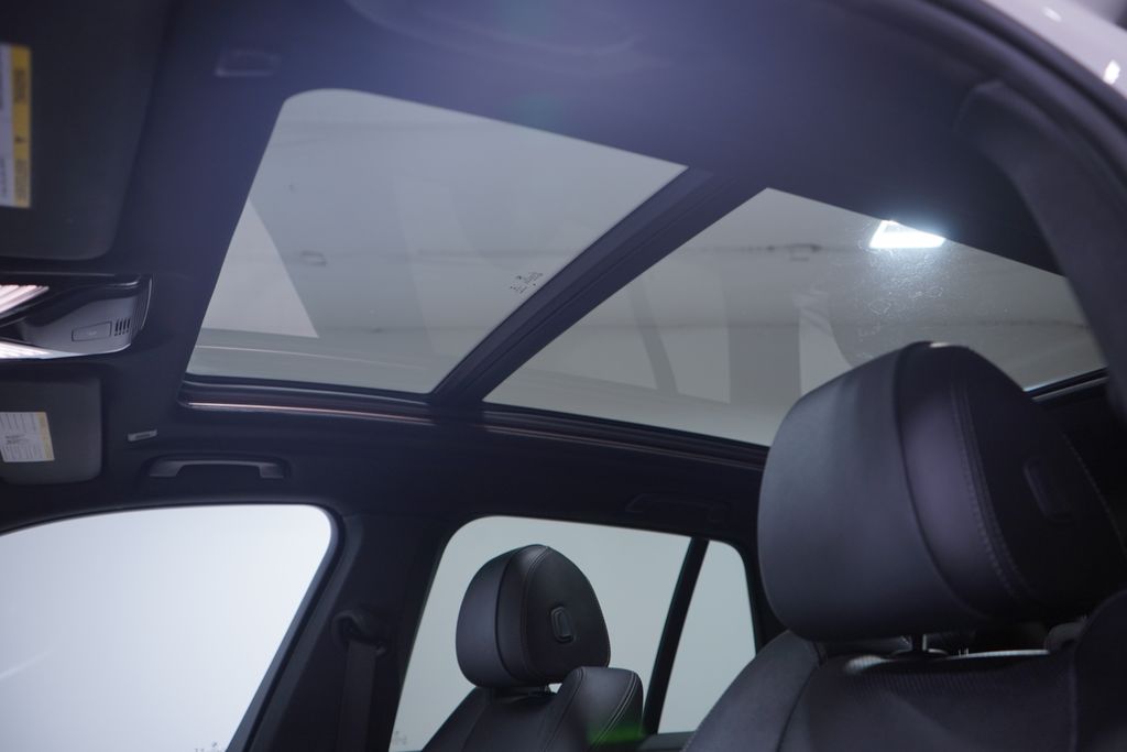 Thumbnail: 2020 BMW X5 - 8
