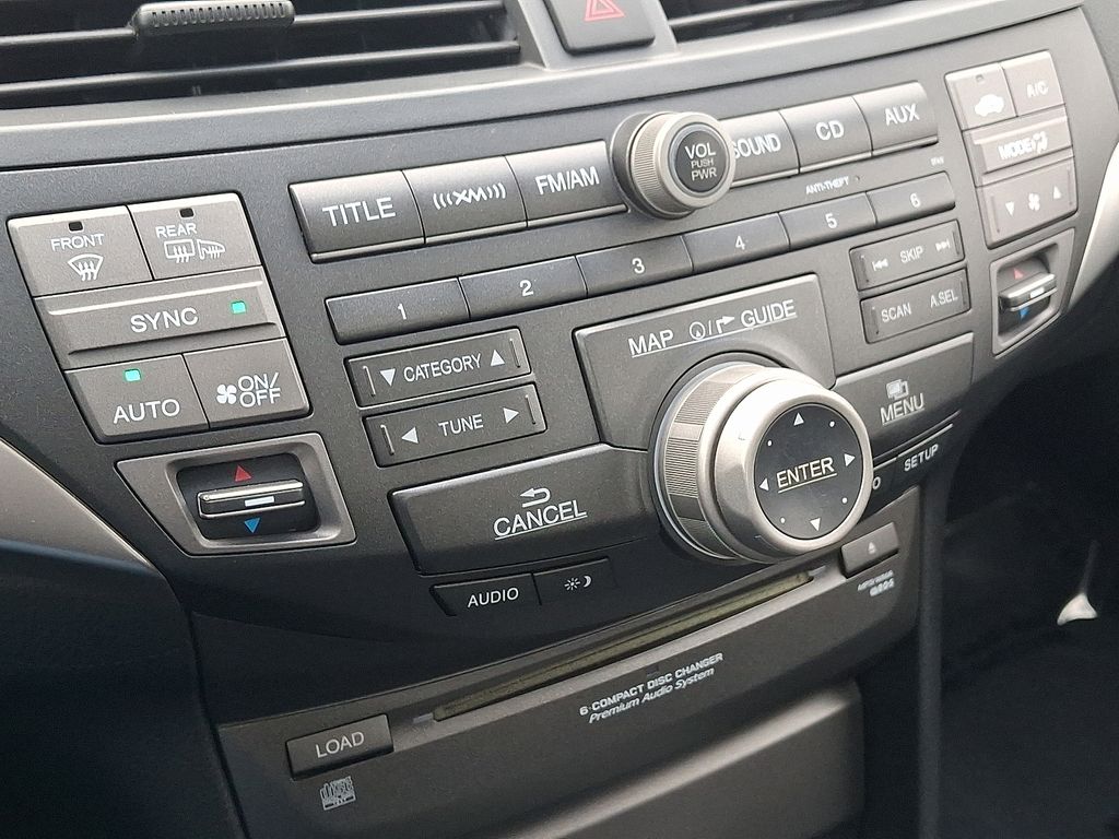 Thumbnail: 2010 Honda Accord - 17