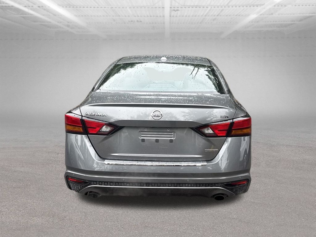 2022 Nissan Altima 2.0 SR Gray at Bob Ruth Ford