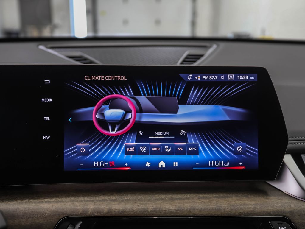 Thumbnail: 2026 BMW X1 - 19