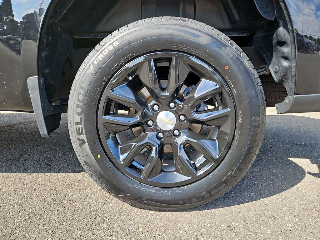 Thumbnail: 2021 Chevrolet Silverado 1500 - 9