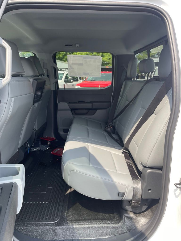 2026 Ford F-350 Chassis XL