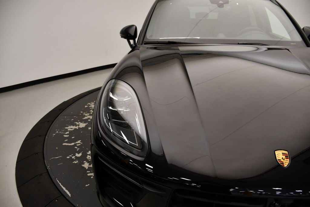 Thumbnail: 2025 Porsche Macan - 15