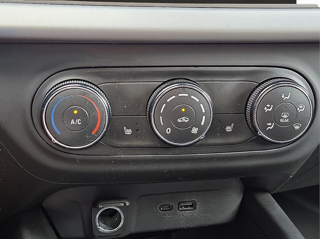 Used 2024 Chevrolet Trax For Sale in Farmington, AR