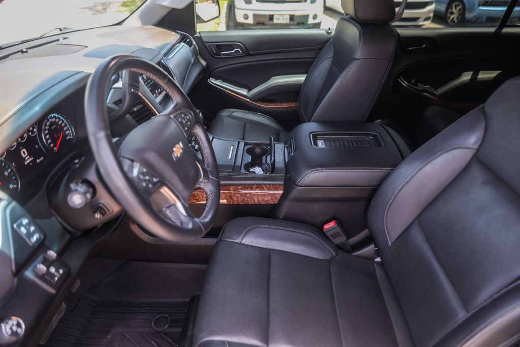 Used 2019 Gray Chevrolet Premier image 12