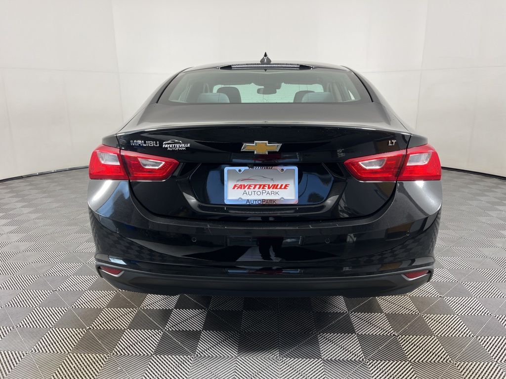 Thumbnail: 2025 Chevrolet Malibu - 10