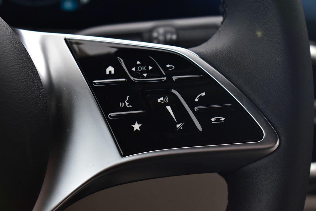 Thumbnail: 2025 Mercedes-Benz GLA - 17