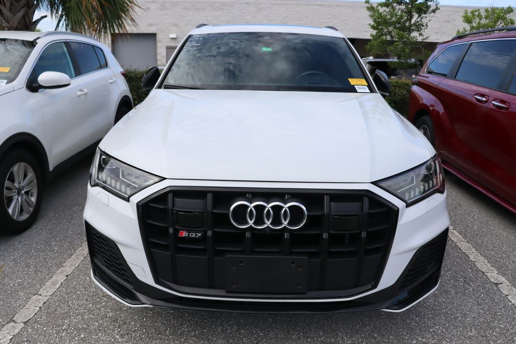 Thumbnail: 2020 Audi SQ7 - 5