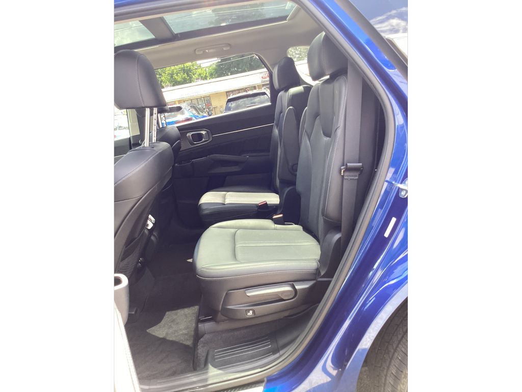 Used 2023 Kia Sorento SUV
