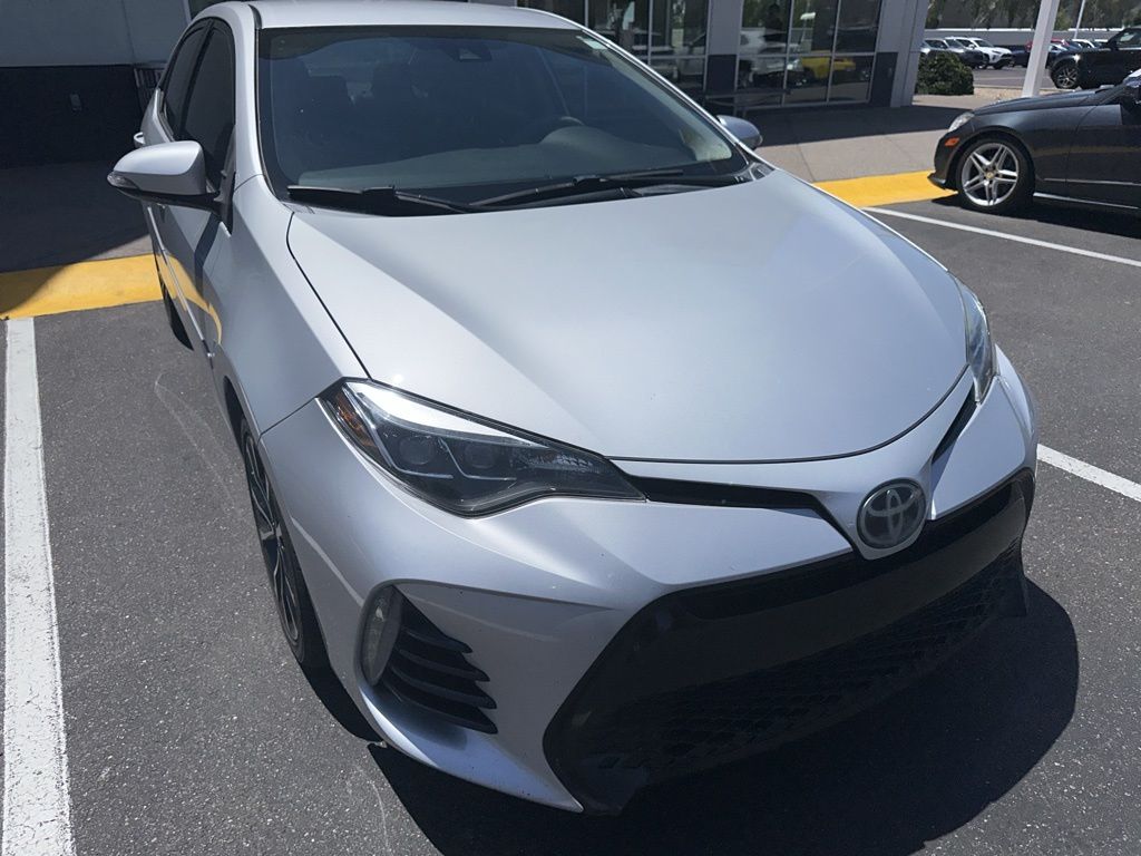 2017 Toyota Corolla SE 2