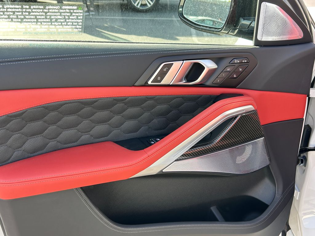 2025 BMW X6 M 11