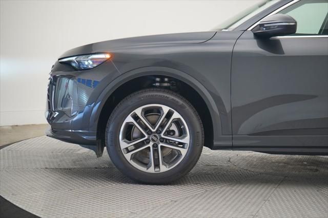 Thumbnail: 2025 Audi Q5 - 2