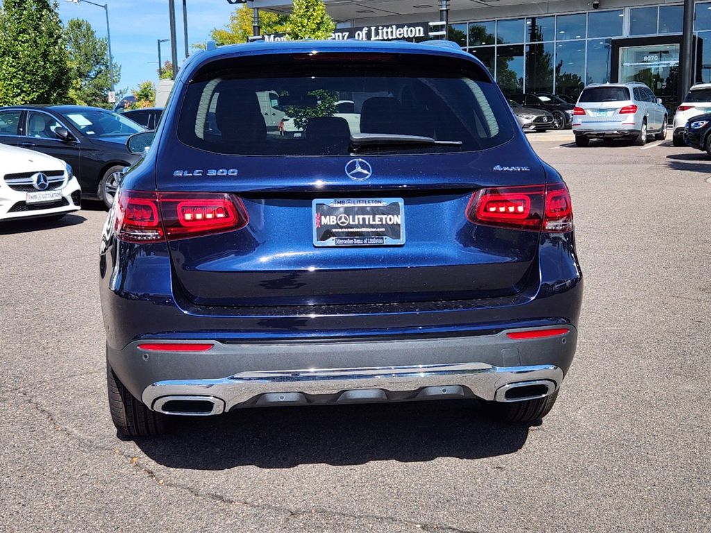 2021 Mercedes-Benz GLC GLC 300 6