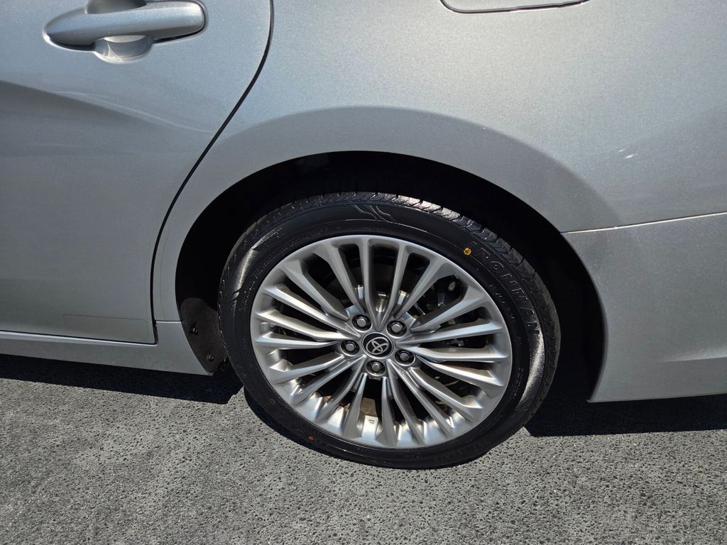 Used 2021 Toyota Avalon Hybrid Sedan