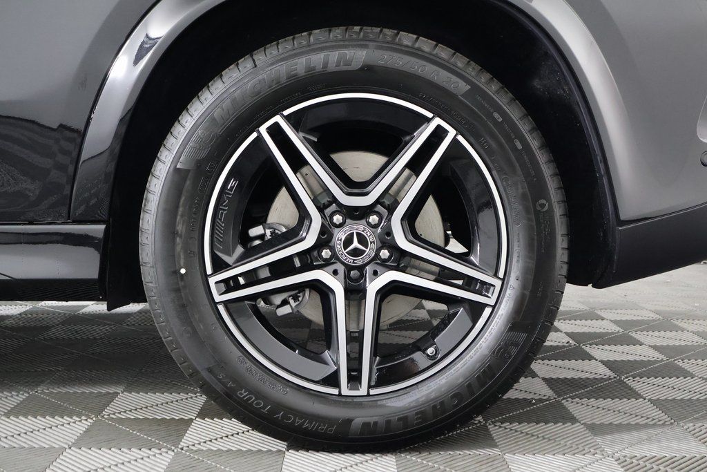 Thumbnail: 2026 Mercedes-Benz GLE - 10