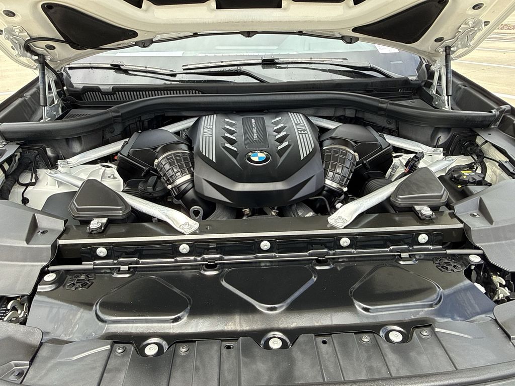 Thumbnail: 2023 BMW X5 - 14