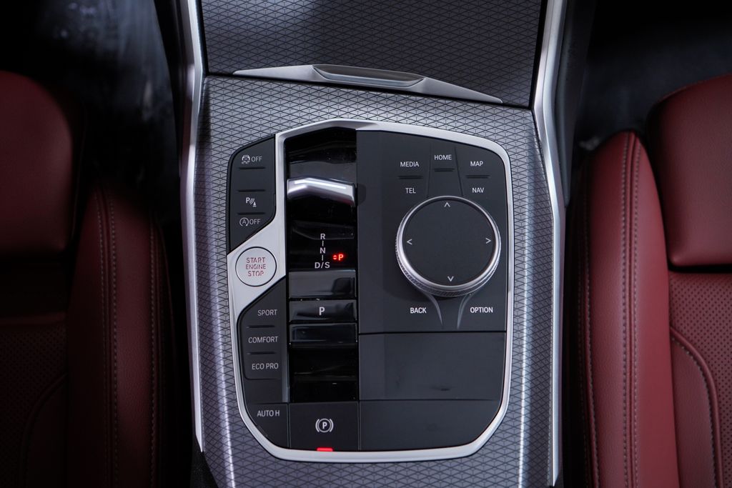 Thumbnail: 2025 BMW 3 Series - 14