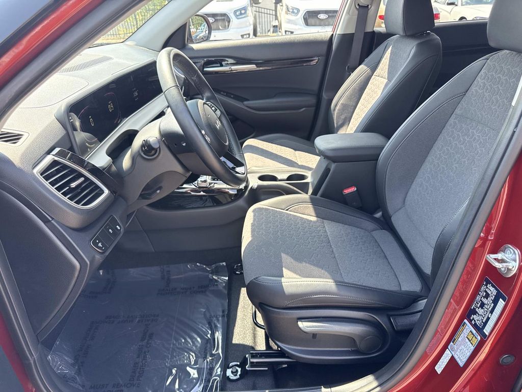 Used 2026 Orange Kia S image 15