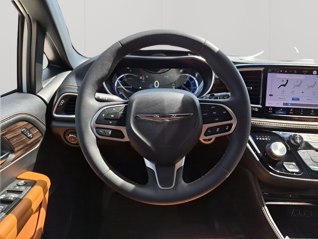 Used Car 2023 Chrysler Pacifica Hybrid  Pinnacle For Sale Under $35,000 In Austin, Texas