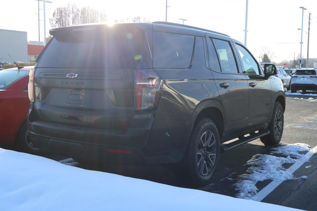 Thumbnail: 2023 Chevrolet Tahoe - 8