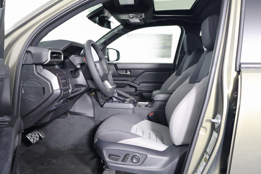 2025 Toyota Tacoma TRD Sport 5