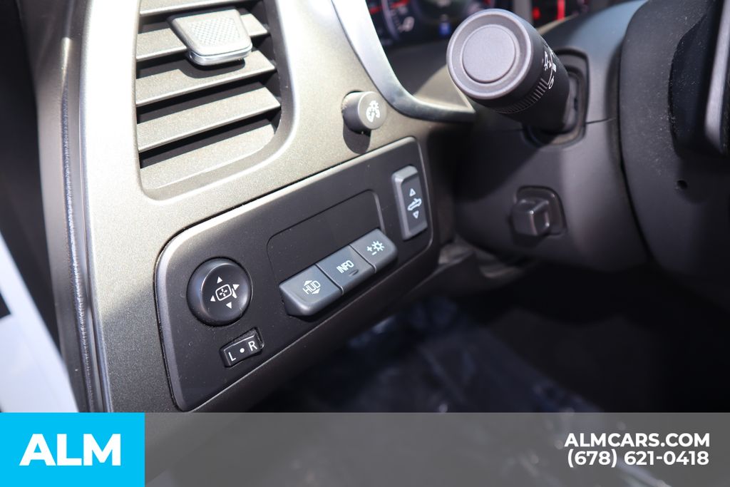Used 2019 White Chevrolet Grand Sport image 15