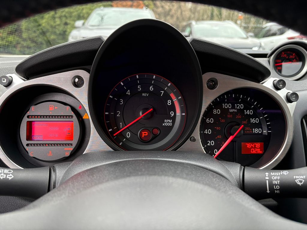 2017 Nissan 370Z Sport