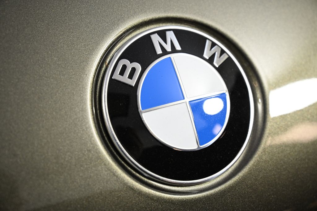 Thumbnail: 2025 BMW X5 - 13