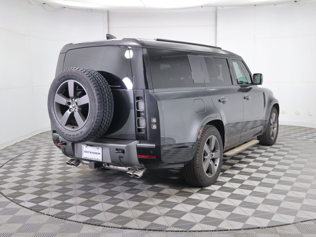 Thumbnail: 2025 Land Rover Defender - 5