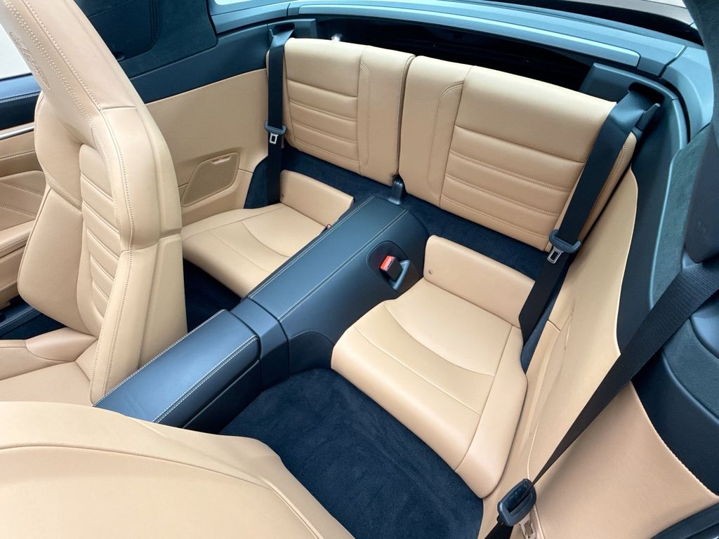 Thumbnail: 2024 Porsche 911 - 27