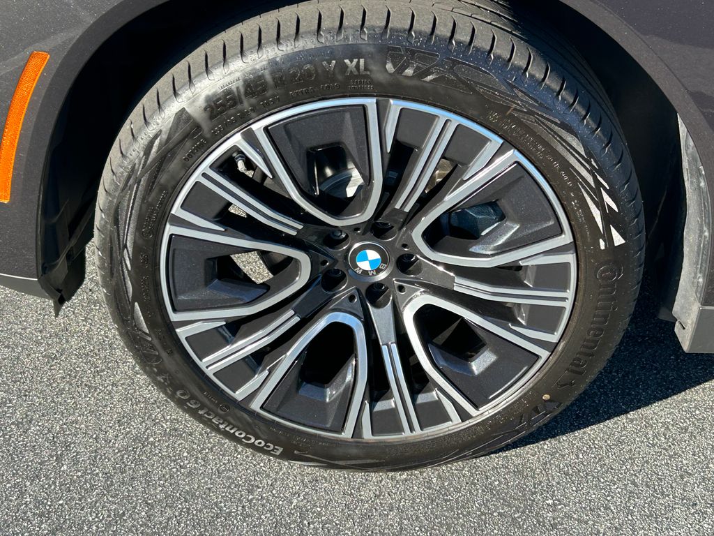 Thumbnail: 2025 BMW X3 - 9