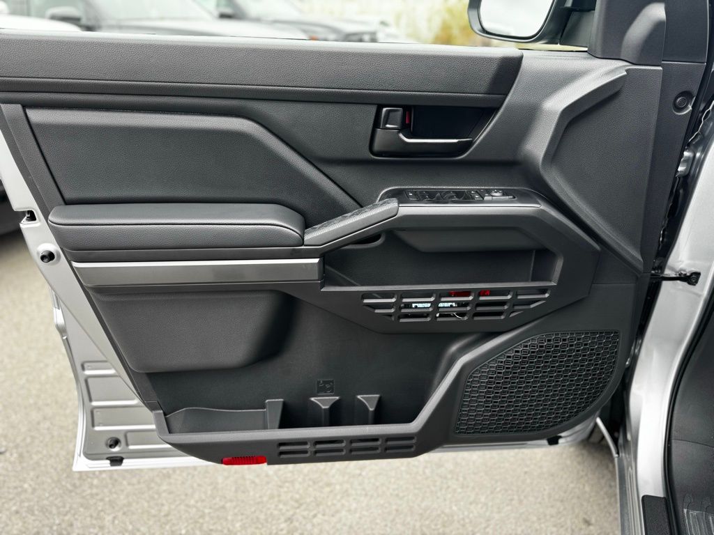 2025 Toyota Tacoma SR5 Double Cab photo 19