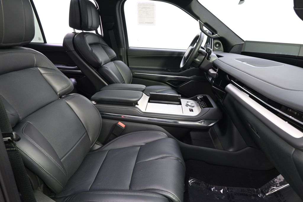 New 2026 White Lincoln Reserve image 16