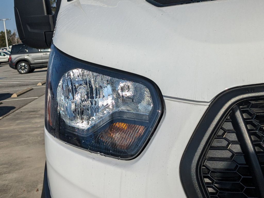 2024 Ford Transit 250