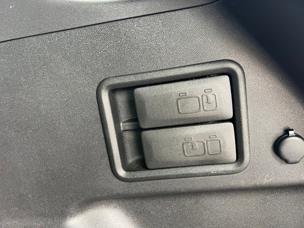 Used 2024 Chevrolet Equinox SUV