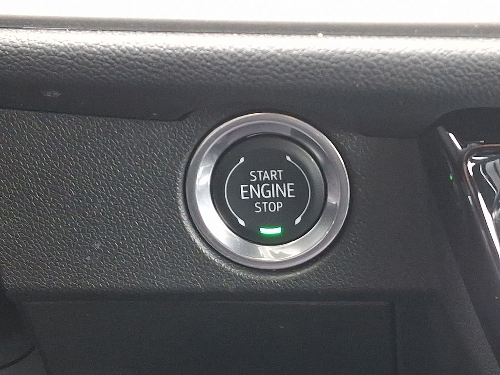 Thumbnail: 2025 Chevrolet Traverse - 25