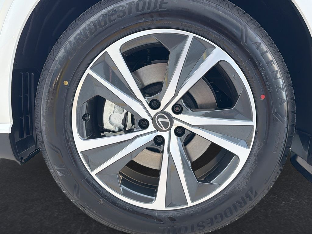 Thumbnail: 2026 Lexus RX - 31
