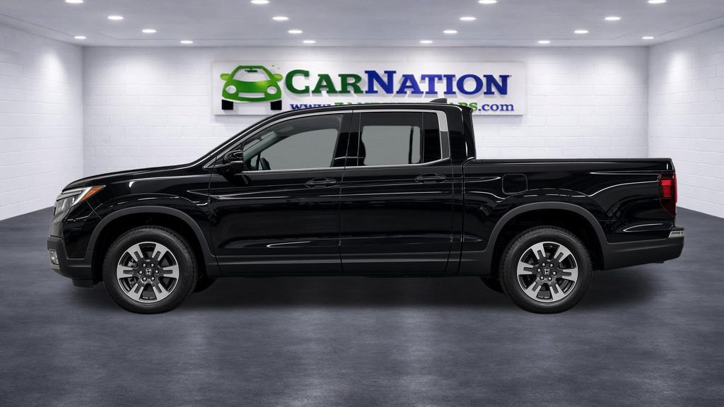 2017 Honda Ridgeline RTL-E - Image 2
