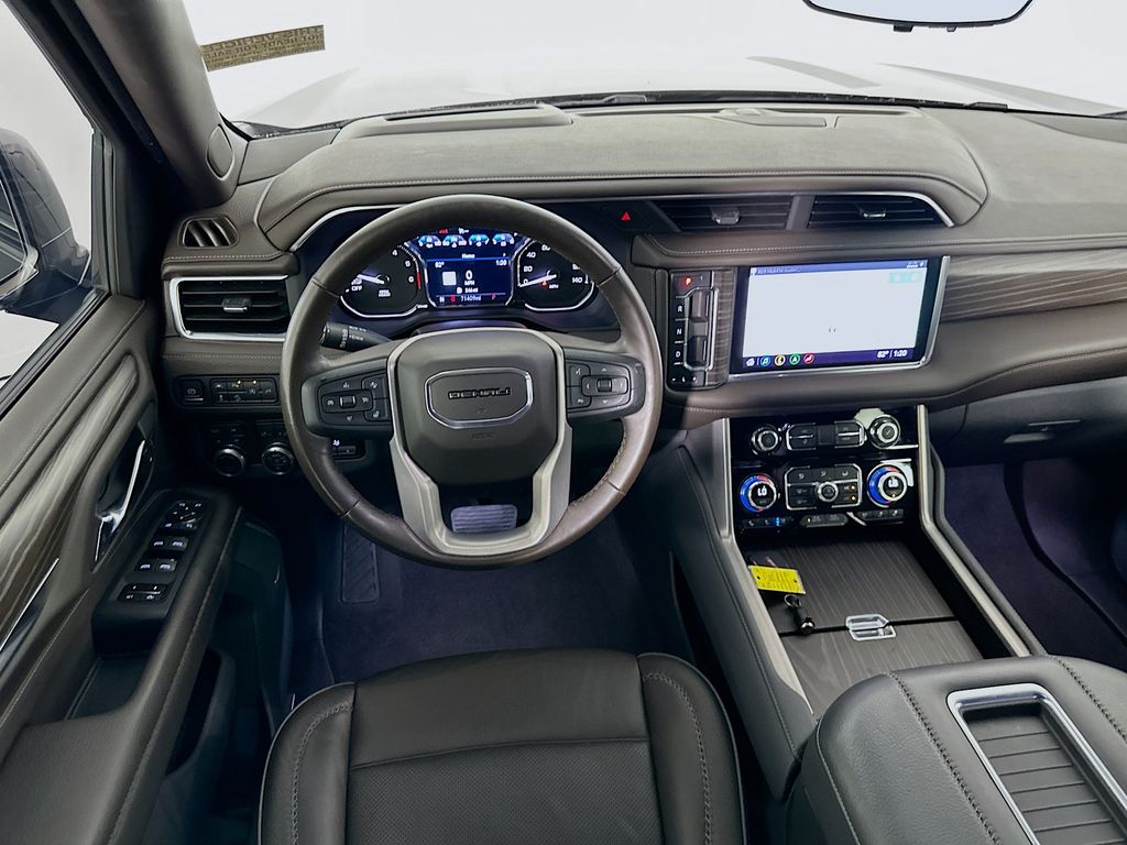 Thumbnail: 2021 GMC Yukon XL - 23