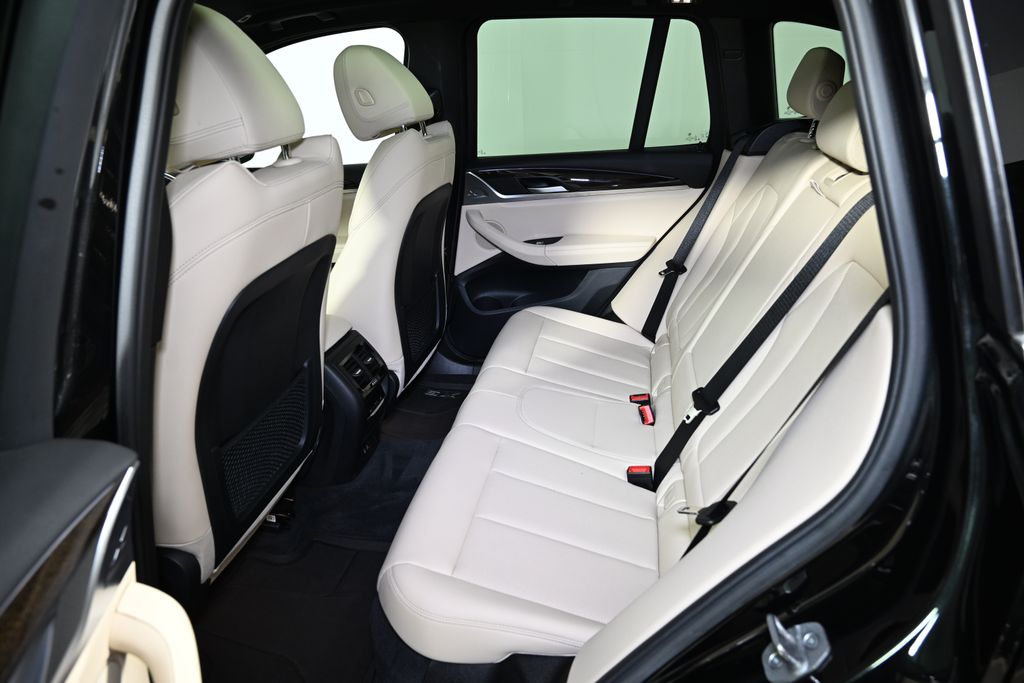 Thumbnail: 2023 BMW X3 - 24