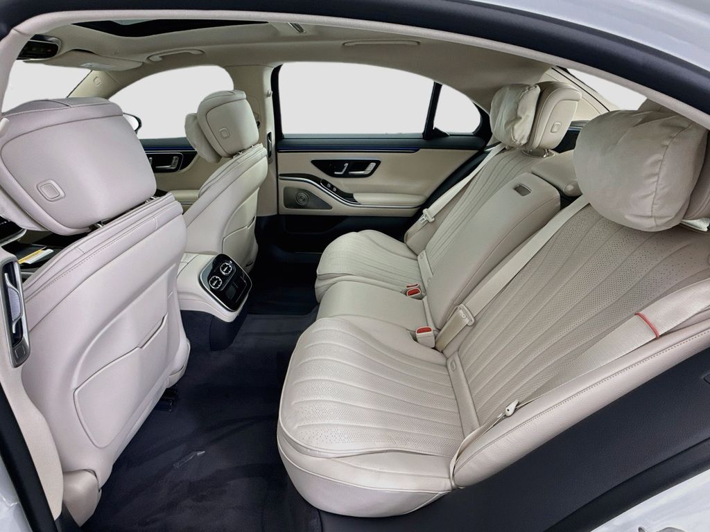 Thumbnail: 2027 Mercedes-Benz S-Class - 20