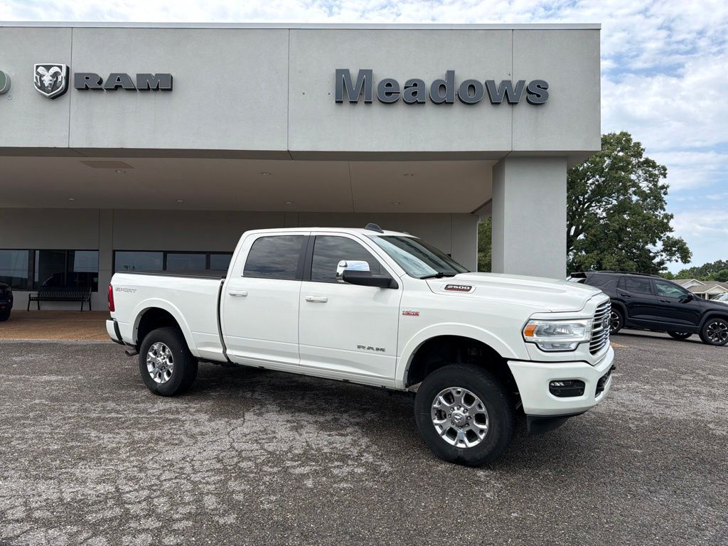 Pearl White 2022 RAM 2500 Pickup Truck Four-Wheel Drive 8-Speed Automatic