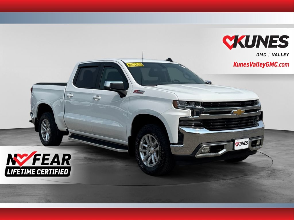 Summit White 2021 Chevrolet Silverado 1500 Pickup Truck Four-Wheel Drive 8-Speed Automatic