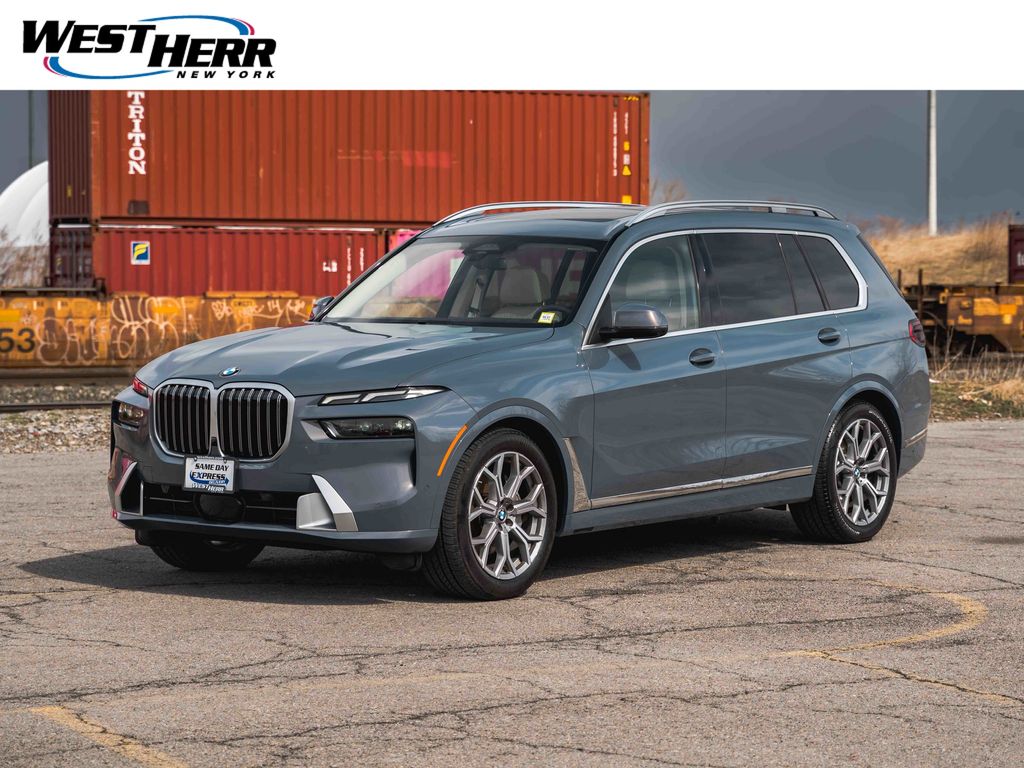 Red (Sparkling Copper Metallic) 2026 BMW X7 xDrive40i SUV / Crossover All-Wheel Drive 8-Speed Automatic