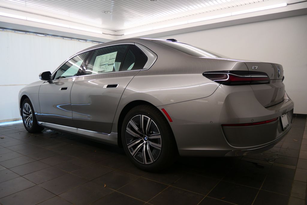 2024 BMW i7 eDrive50 3