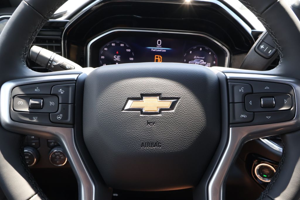 Thumbnail: 2025 Chevrolet Silverado 2500 - 23